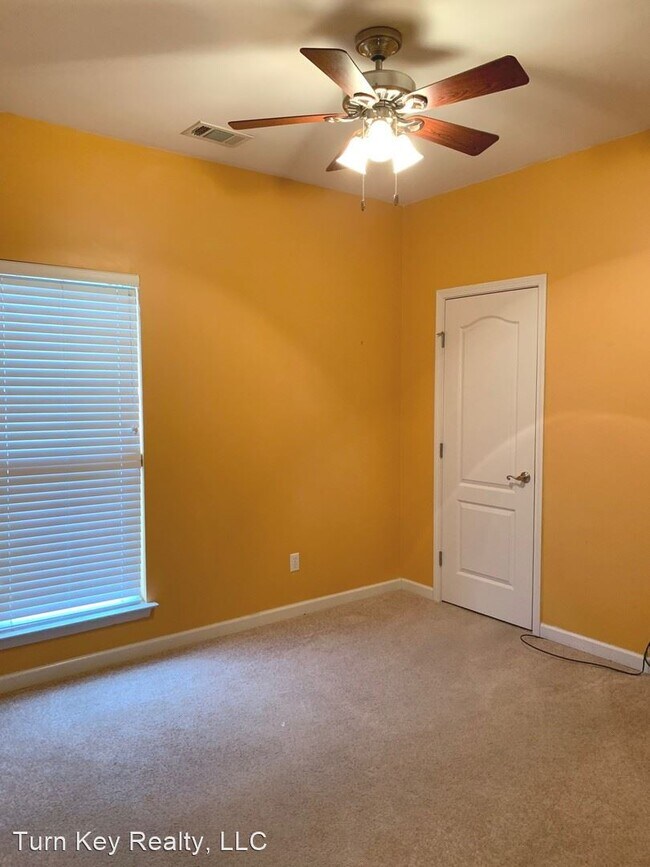 Building Photo - 3 br, 2 bath House - 5769 Princess Boulevard