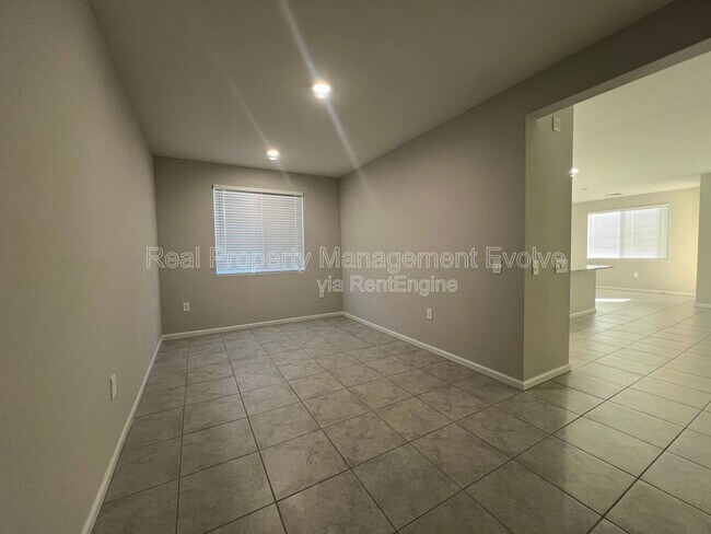 Building Photo - 3435 S 177th Dr