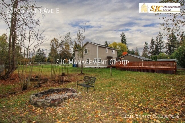 Building Photo - Three bedroom home in Spanaway for rent