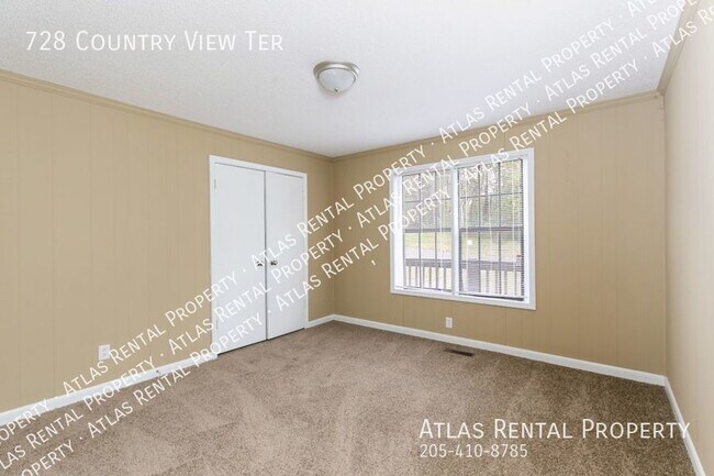 Building Photo - 728 Country View Terrace