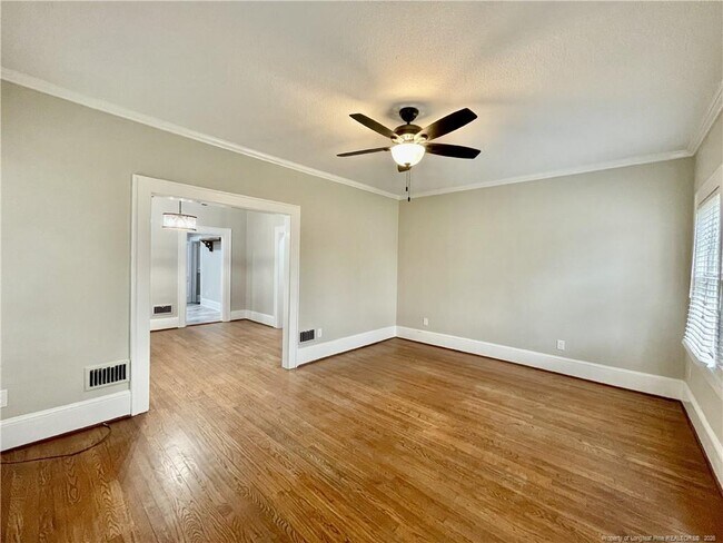 Building Photo - 1312 Summit Ave