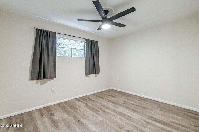 Building Photo - 505 W Howe St