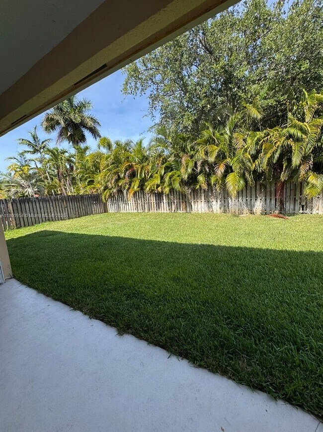 Building Photo - 4304 Diamond Row