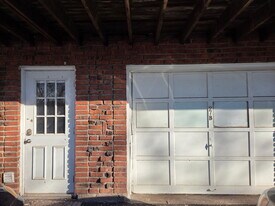 Building Photo - 201 Regan Rd