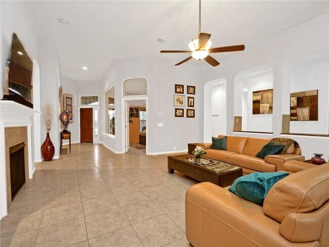 Building Photo - 208 Raindance Cove