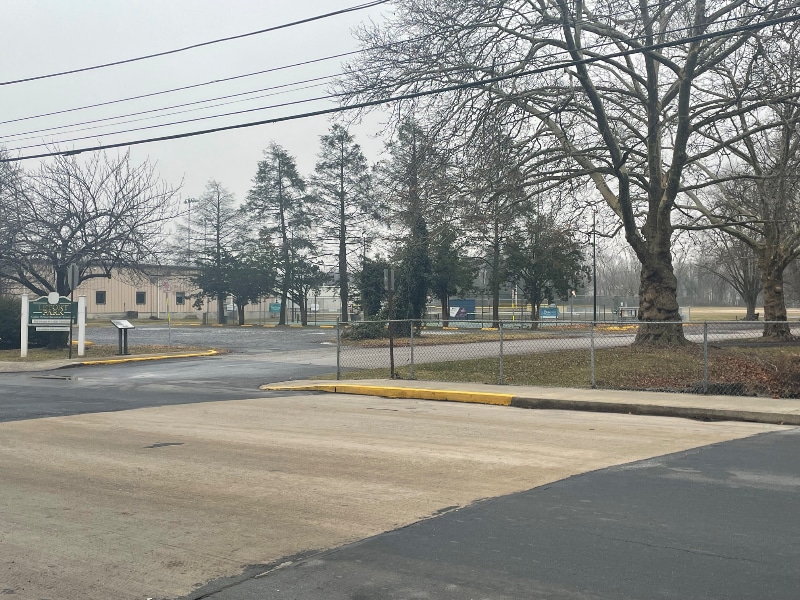 Building Photo - 227 E Pomfret St