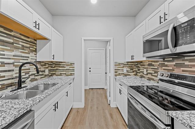 Building Photo - 6147 Shawnee Dr