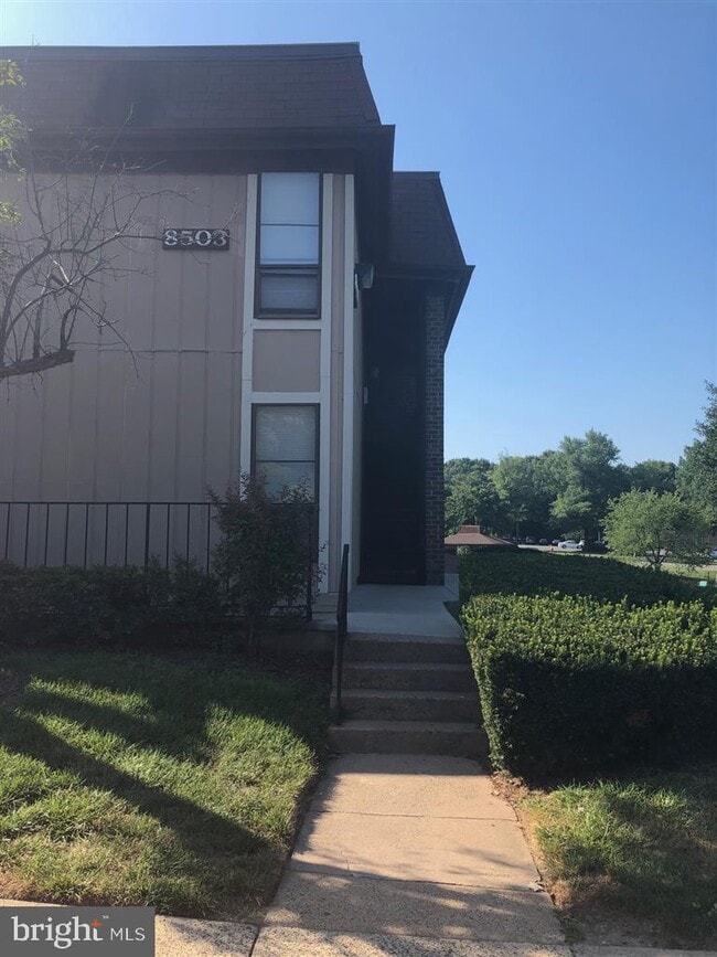 Building Photo - 8503 Barrington Ct
