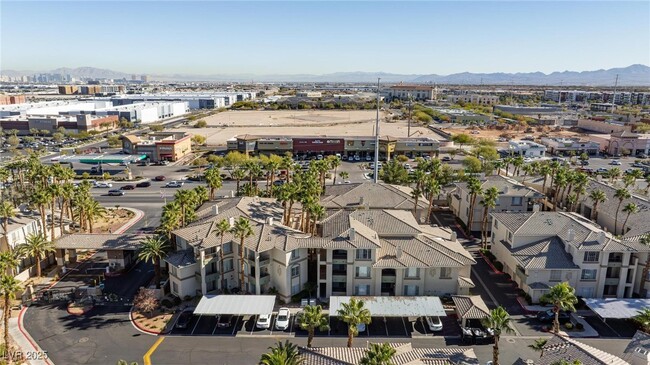 Building Photo - 7185 S Durango Dr