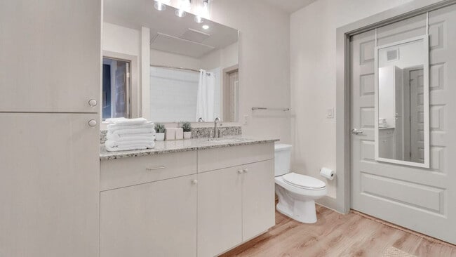 Building Photo - 18210 Park Row Blvd