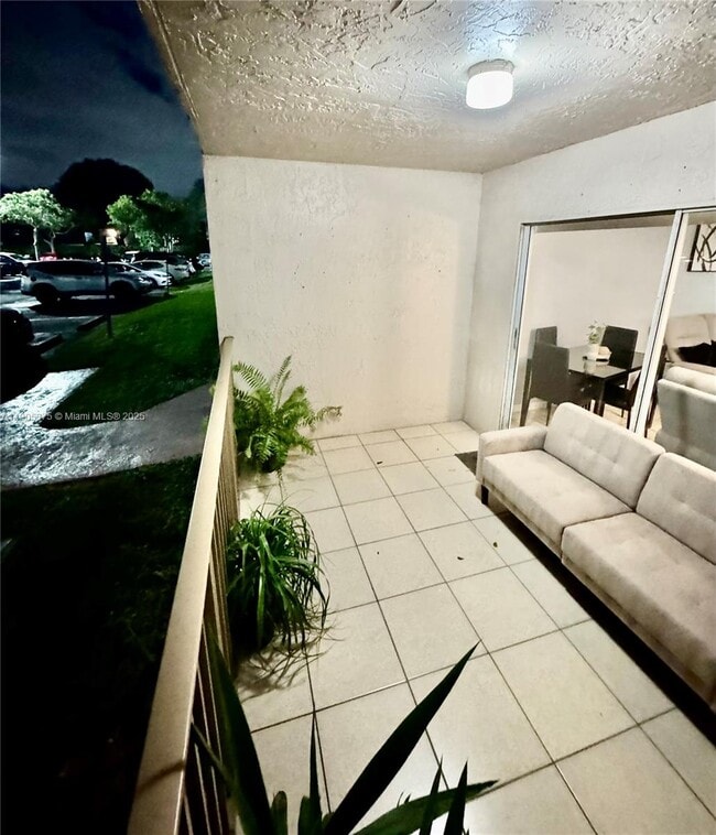 Building Photo - 15201 SW 80th St