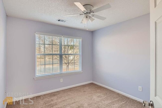 Building Photo - 145 Cotton Dr