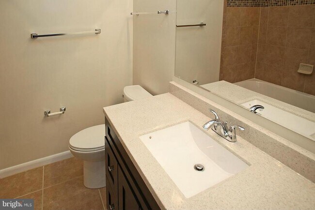 Building Photo - 9614 Tinsmith Ln