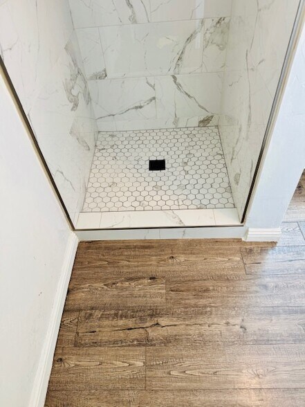 New Tiled Shower - 1116 Dean Ave