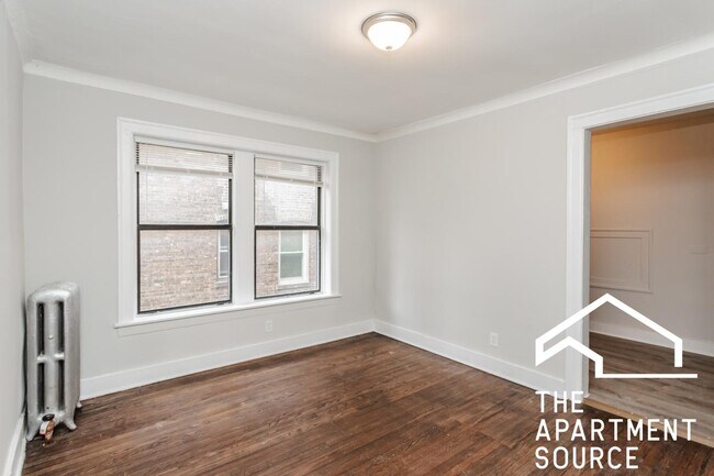 Building Photo - 6143 S Woodlawn Ave