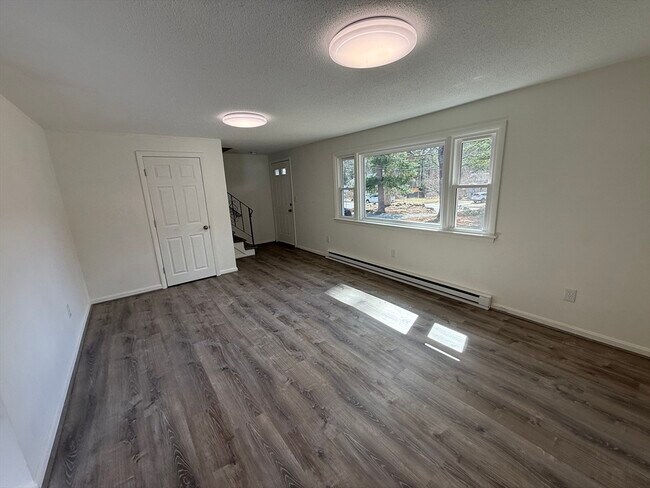 Building Photo - 1328 East St