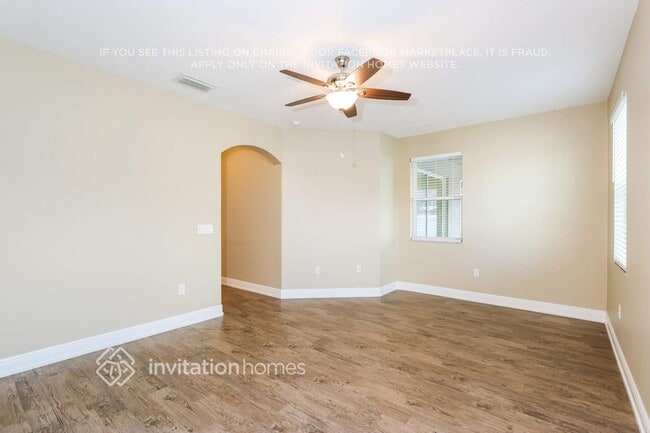 Building Photo - 2141 Bridgeport Cir