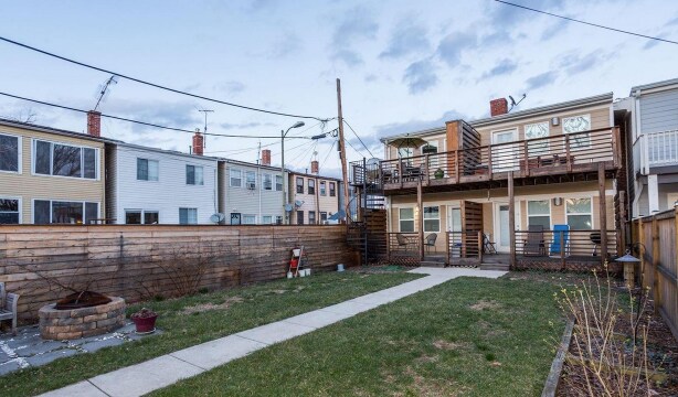 Building Photo - 223 18th St SE