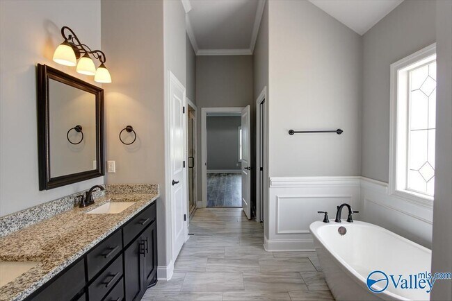 Building Photo - 26444 Birkshire Ln