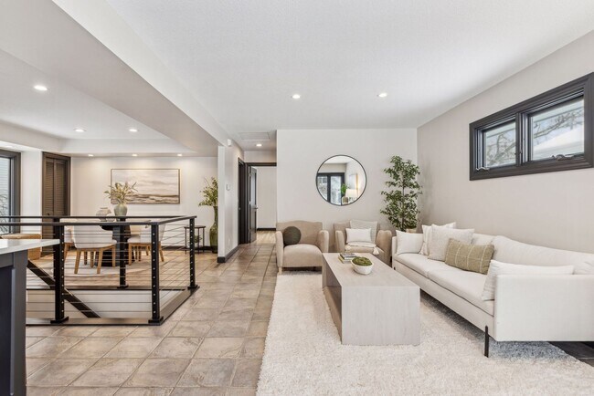 Building Photo - Gorgeous Like New Remodeled Edina Beauty w...