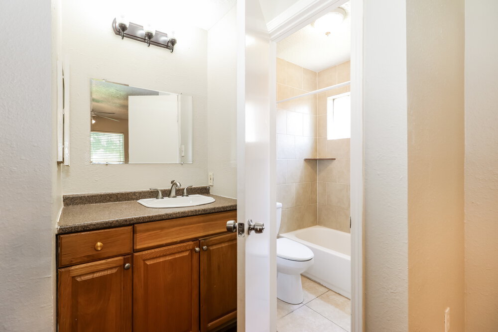 Building Photo - 11711 Spruce Mountain Dr