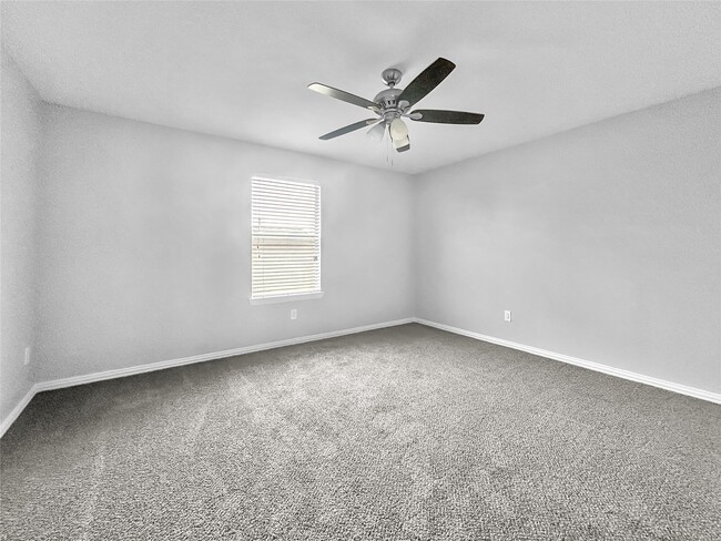 Building Photo - 8402 Parapet Pl