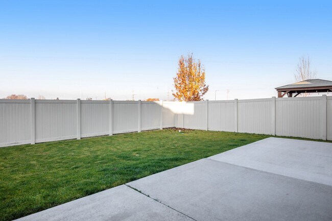 Building Photo - Modern 4-Bedroom Home in Meridian – Spacious Layout + Great Location