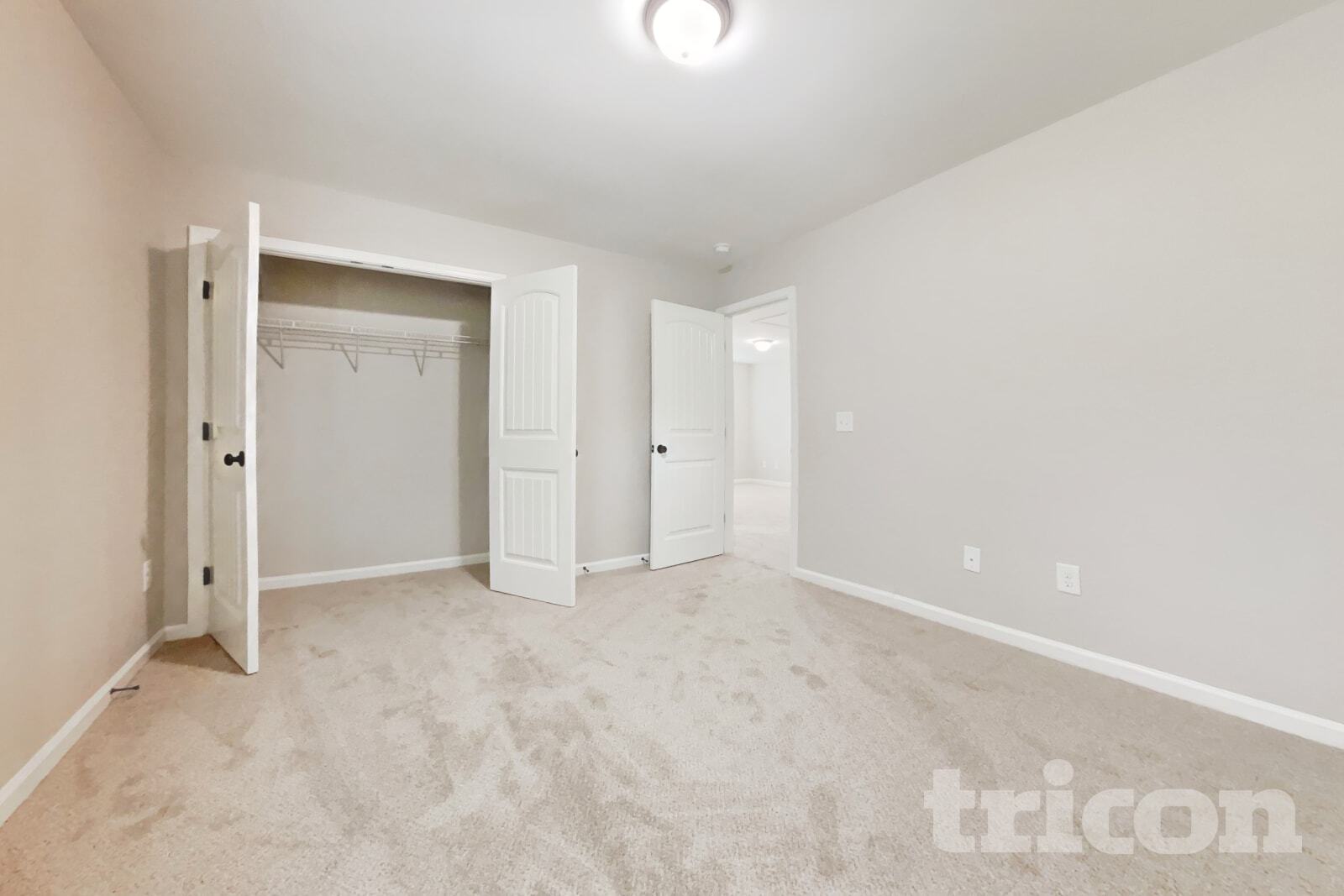 Building Photo - 31 Burr Oak Cir