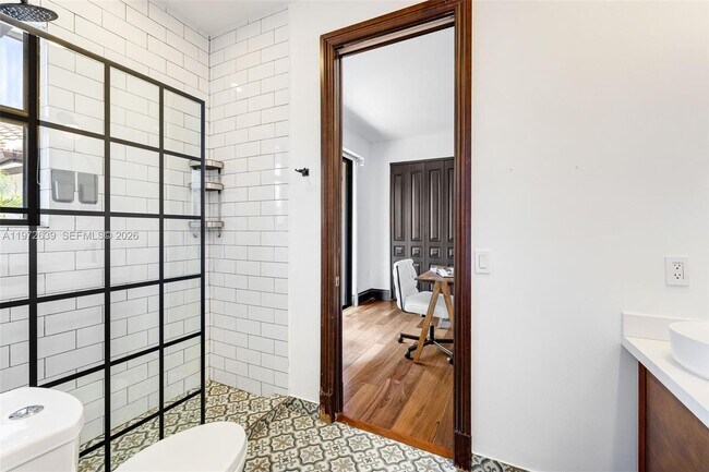 Building Photo - 3020 McDonald St