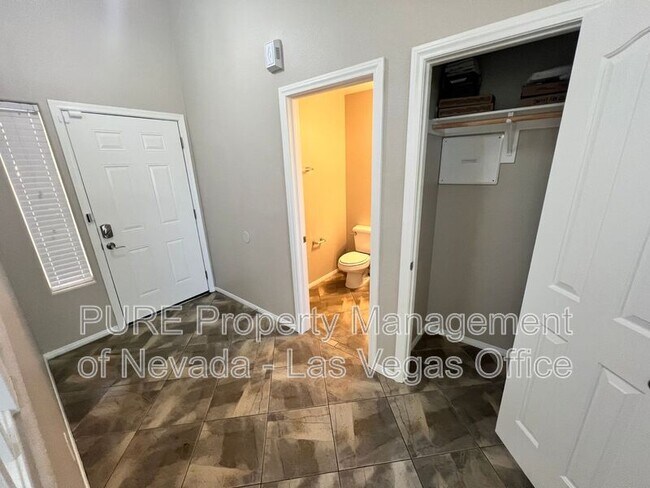 Building Photo - 7204 Glen Shire Ct