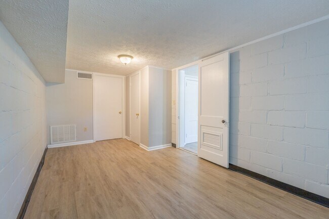 Building Photo - Norris Rd 2908**Charmaine