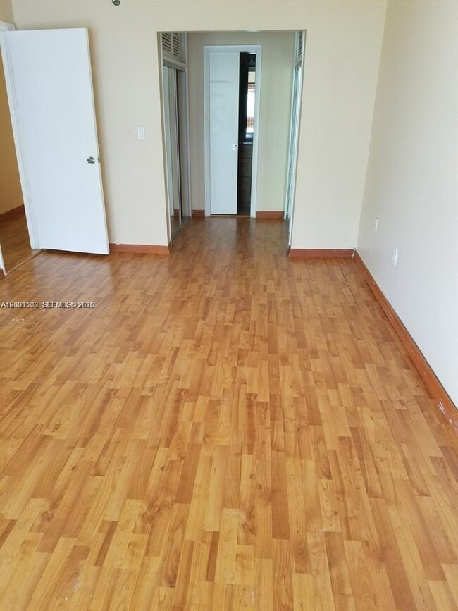 Building Photo - 2750 N 34th Ave