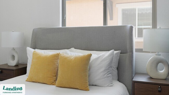 Building Photo - 375 E Linda Vista Blvd