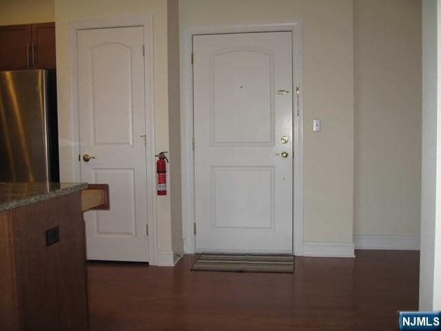 Building Photo - 2411 Windsor Park Ct