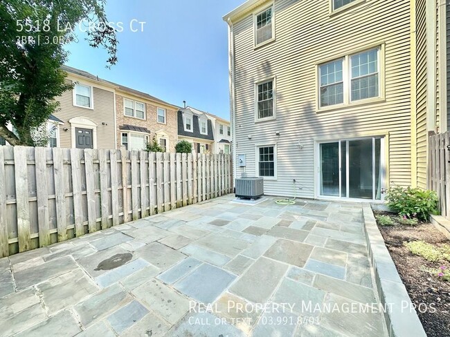 Building Photo - 5518 La Cross Ct