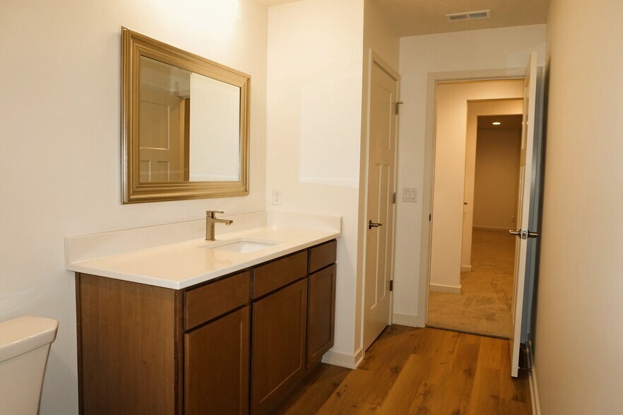 Building Photo - 8107 Kallum Dr