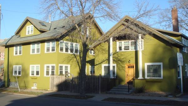 Primary Photo - 1523 W Lake St