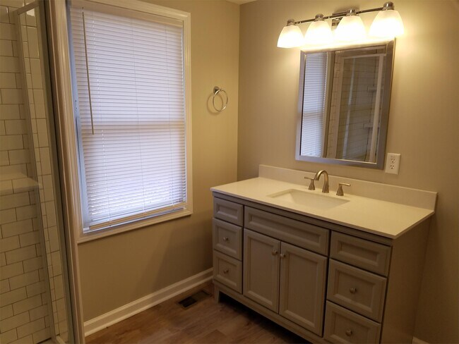 Building Photo - 85 Aurora Vis Dr