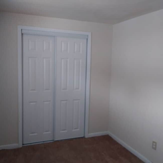 Building Photo - Chapel Hill / 3BR House on S Graham St AVA...