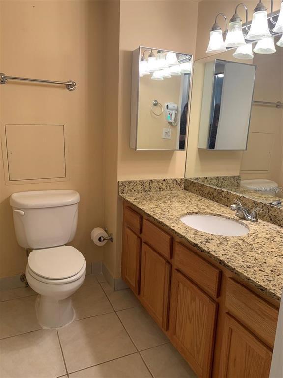 Building Photo - 880 Mandalay Ave