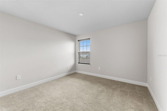 Building Photo - 14031 Crimson Ave