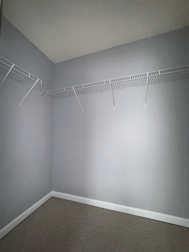 Building Photo - 1356 Thornborough Dr
