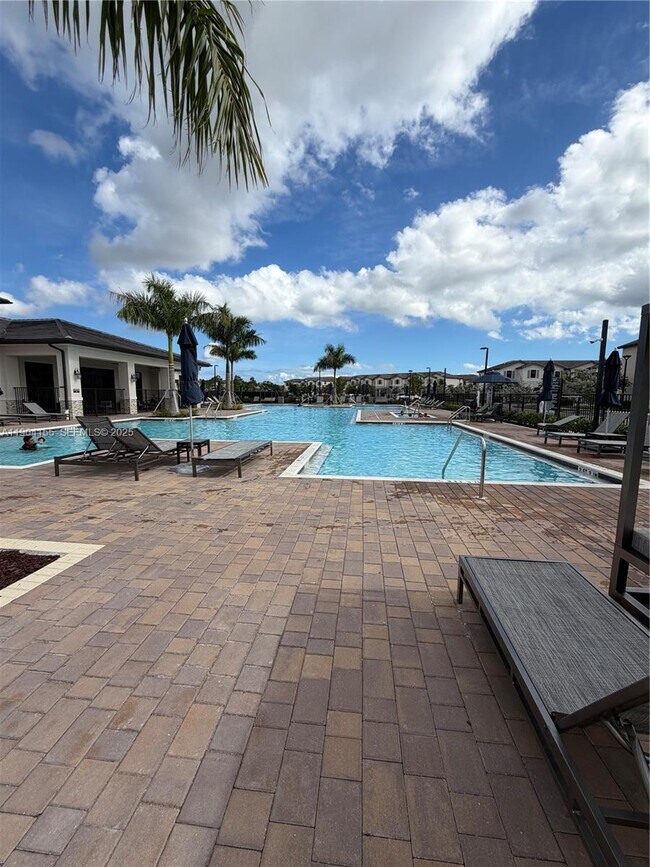 Building Photo - 23035 SW 129th Ave