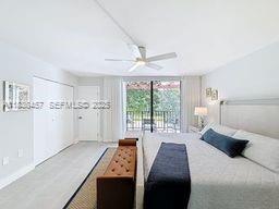 Building Photo - 350 Grapetree Dr