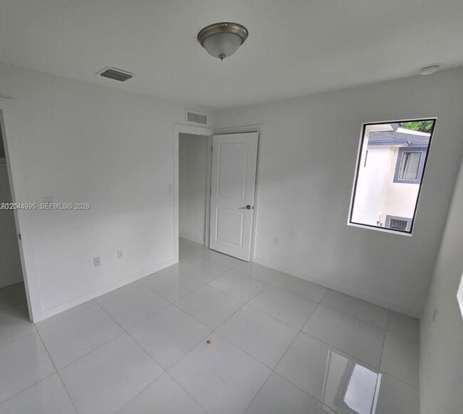 Building Photo - 2771 NW 43rd Terrace