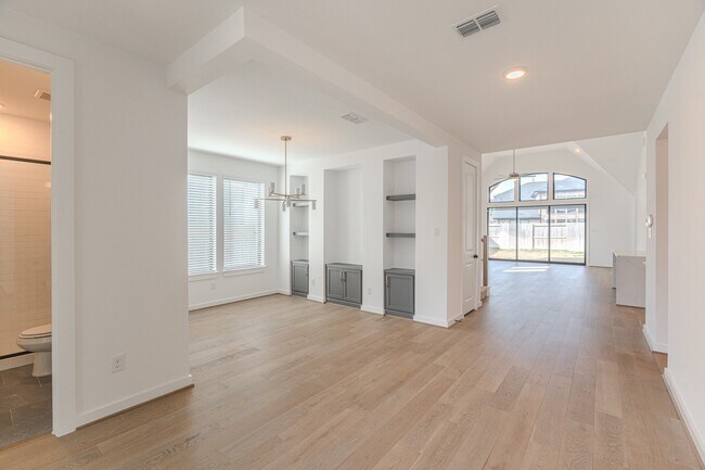 Building Photo - 21722 Ellsworth Gdn Ln