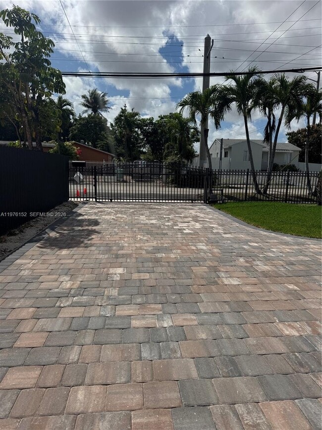 Building Photo - 4265 NW 3rd St