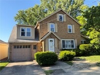 Building Photo - 151 Cayuta St