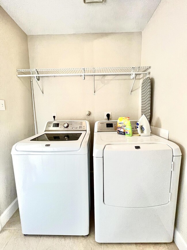 Building Photo - 7834 Caballo Canyon