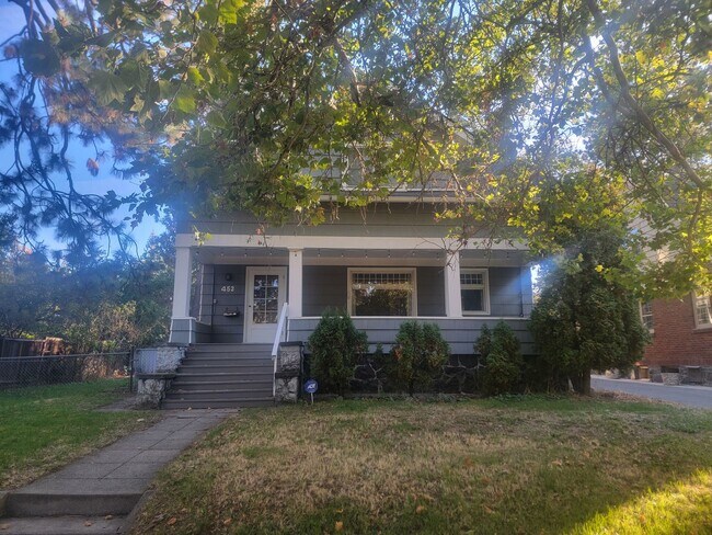 Primary Photo - South Hill Home